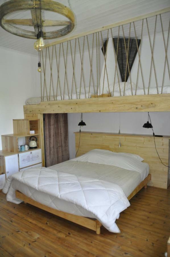 Bed and Breakfast Loustalneou Saint-Pierre-de-Clairac Exteriér fotografie